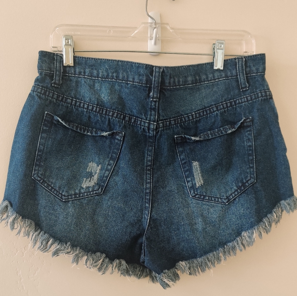 Forever21 High Rise Shorts - Picture 2 of 4